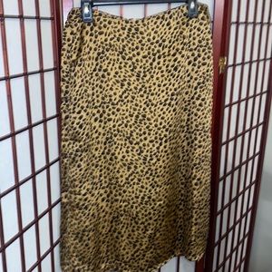 NEW Animal print skirt Size: Large NWT